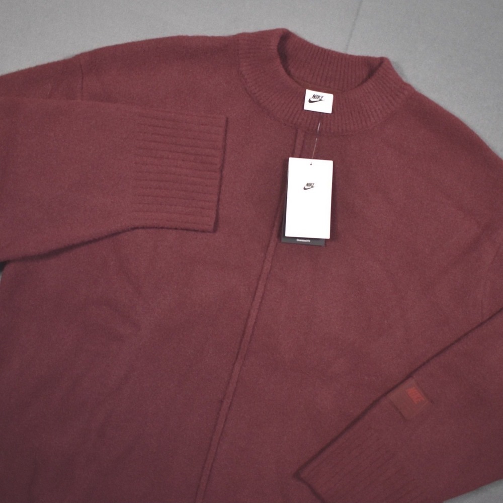 Nike Sportswear Women's Crewneck Sweater Large Oversized‎ Burgundy